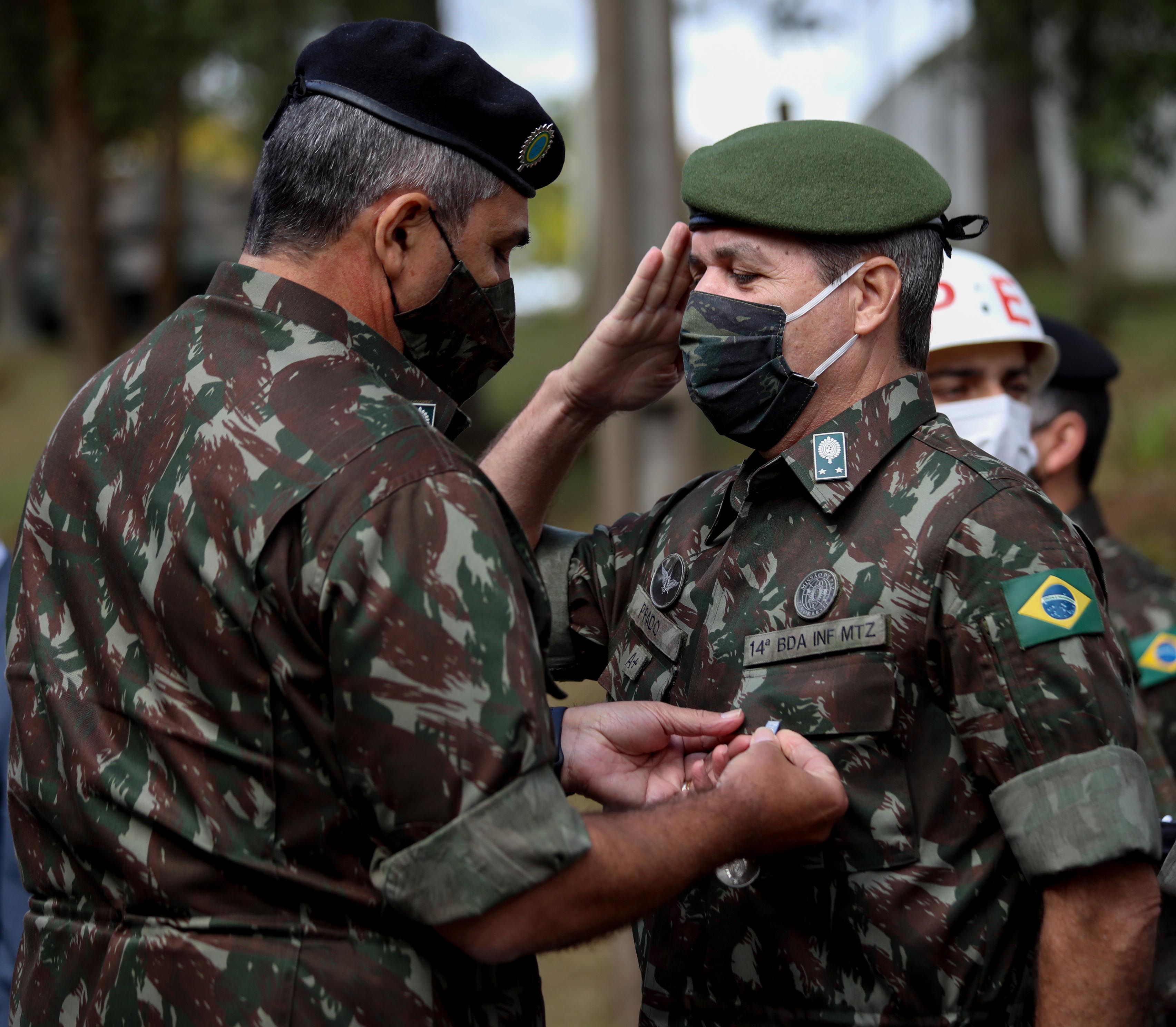 Internet De Divis O De Ex Rcito Realiza Cerim Nia De Entrega De